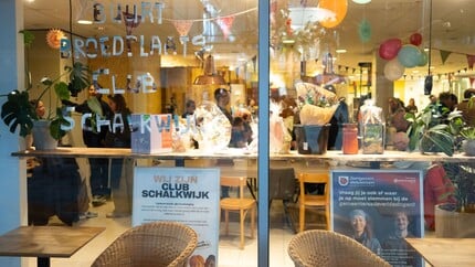 Het is gezellig druk in Club Schalkwijk